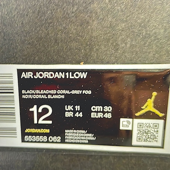 Jordan 1 Low Black Grey Pink - Picture 6 of 6